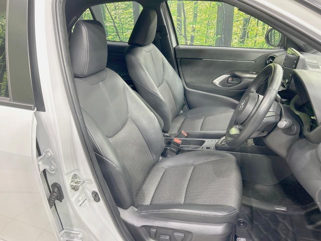 TOYOTA YARIS CROSS HYBRID 2023