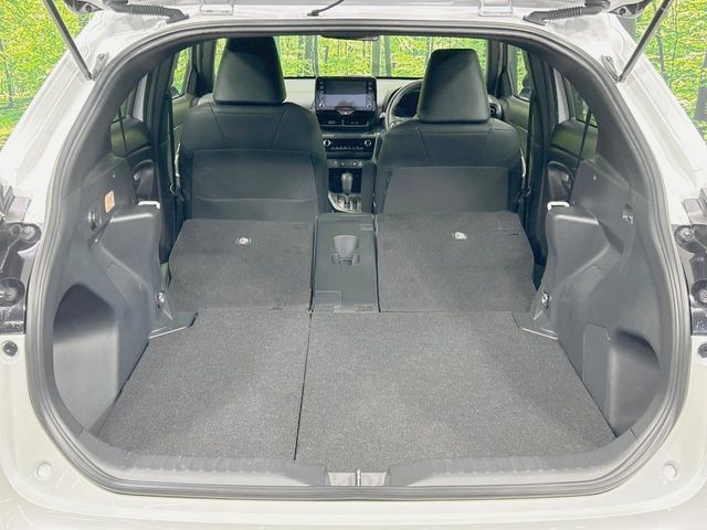 TOYOTA YARIS CROSS HYBRID 2023