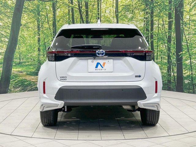 TOYOTA YARIS CROSS HYBRID 2023