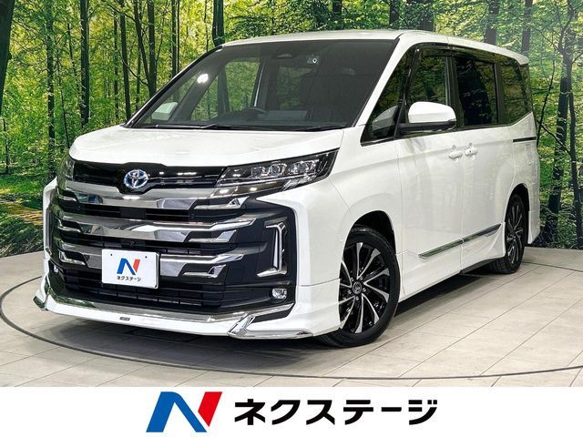 TOYOTA NOAH HYBRID 2023