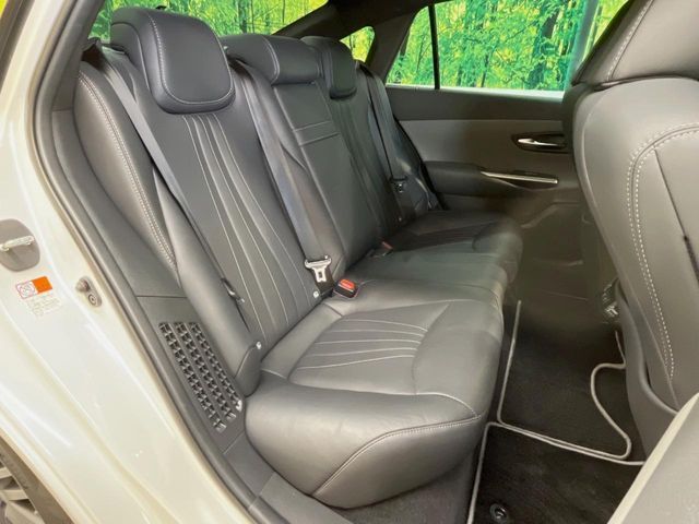 TOYOTA CROWN sedan hybrid 2022