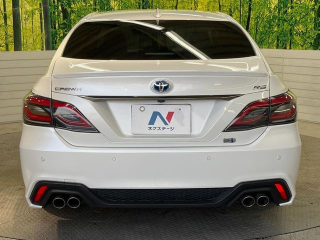 TOYOTA CROWN sedan hybrid 2022