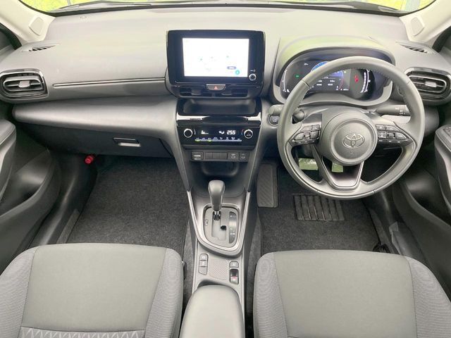 TOYOTA YARIS CROSS 2025