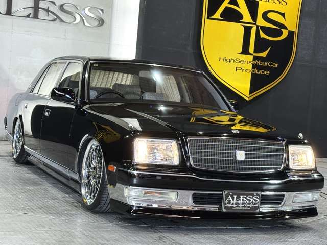 TOYOTA CENTURY 2005