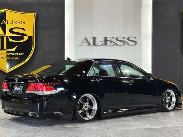 TOYOTA CROWN sedan 2010