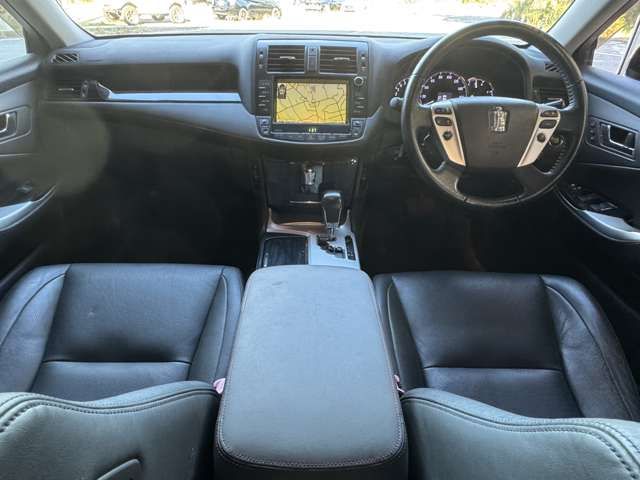 TOYOTA CROWN sedan 2010