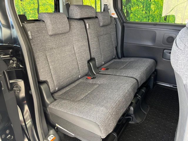 TOYOTA SIENTA HYBRID 2023