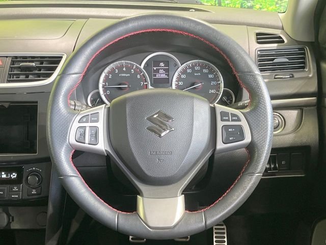 SUZUKI SWIFT 2015