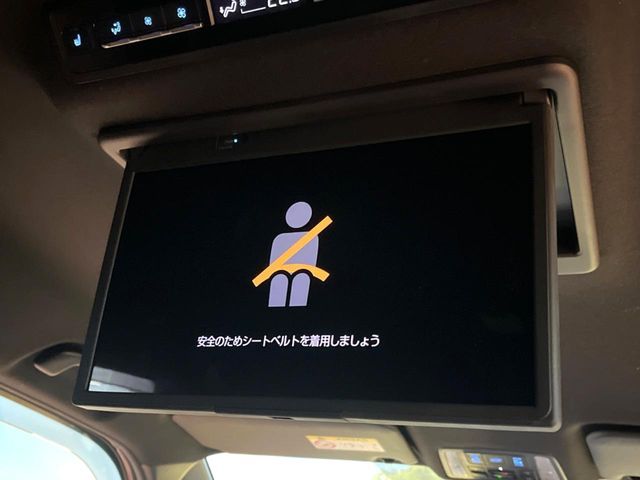 TOYOTA VOXY HYBRID 2023