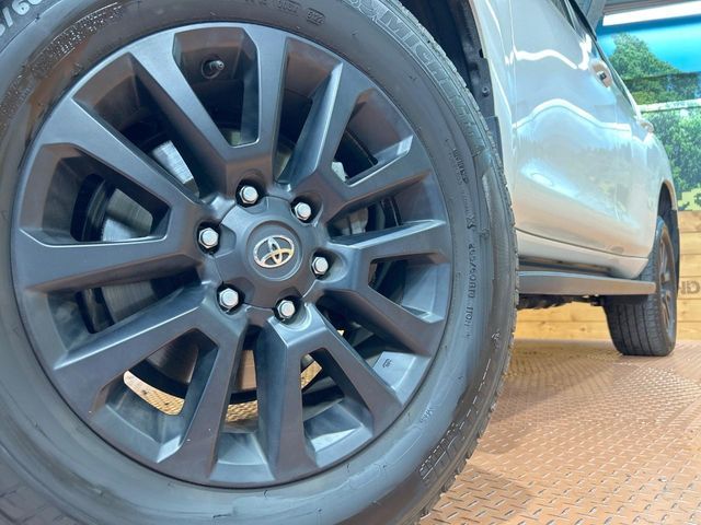 TOYOTA LANDCRUISER PRADO 2023