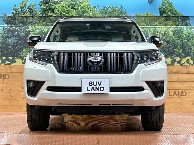 TOYOTA LANDCRUISER PRADO 2023