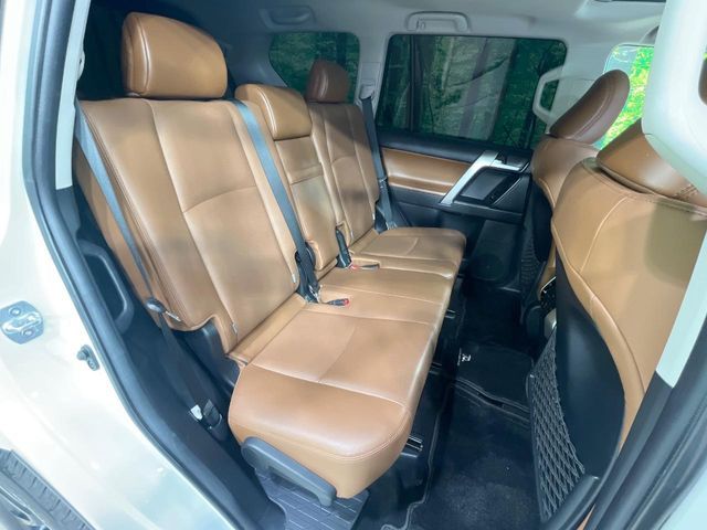 TOYOTA LANDCRUISER PRADO 2022