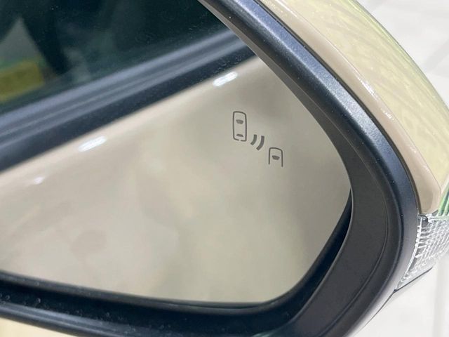 TOYOTA SIENTA HYBRID 2025