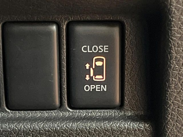 NISSAN NV350 CARAVAN 2020