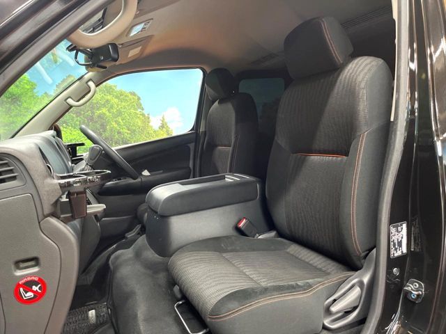 NISSAN NV350 CARAVAN 2020