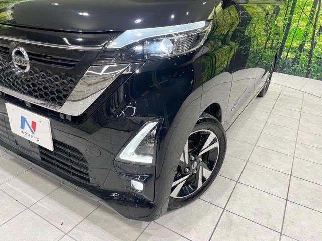 NISSAN ROOX 2020