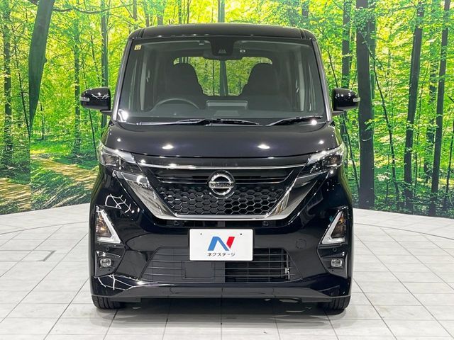 NISSAN ROOX 2020