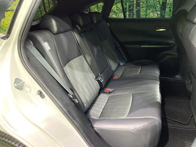 TOYOTA HARRIER 2WD 2022