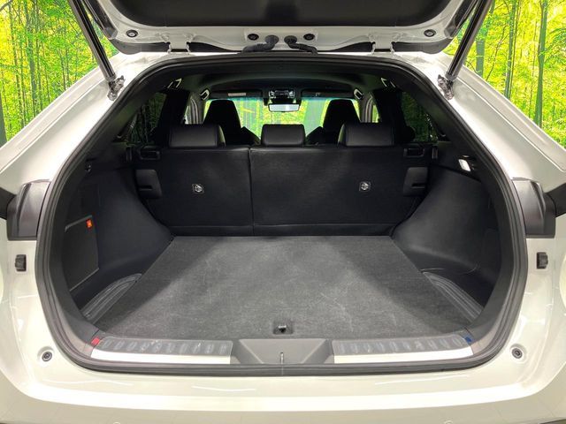 TOYOTA HARRIER 2WD 2022