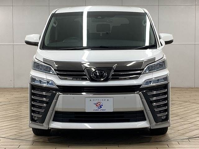 TOYOTA VELLFIRE 2020
