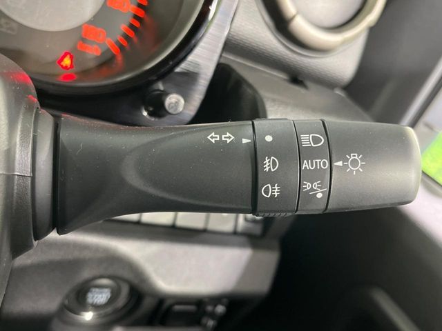 SUZUKI JIMNY NOMADE 2025