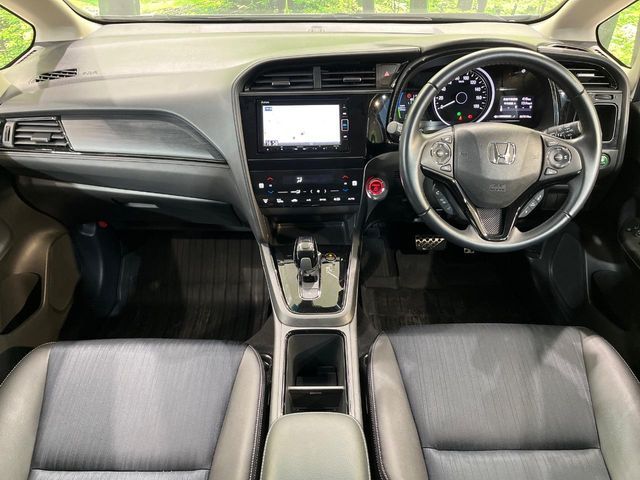 HONDA SHUTTLE HYBRID 2021