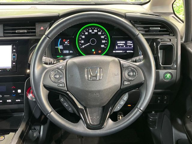 HONDA SHUTTLE HYBRID 2021