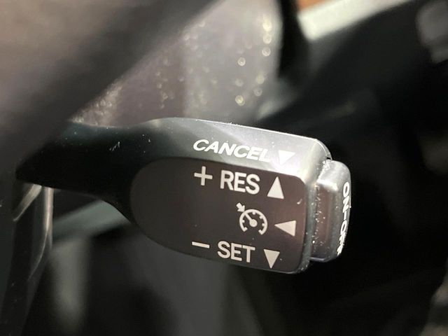 TOYOTA ESQUIRE HYBRID 2015