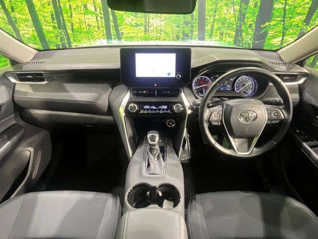 TOYOTA HARRIER 4WD 2023