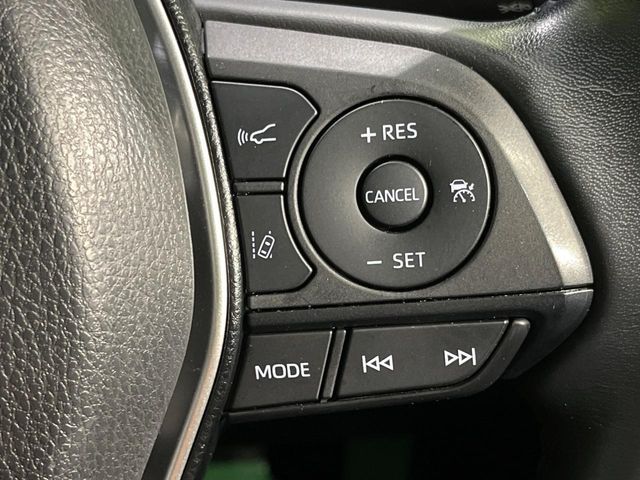 TOYOTA HARRIER 4WD 2023