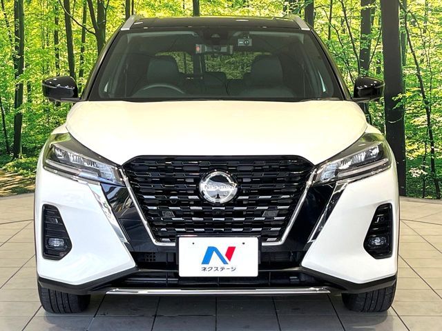 NISSAN KICKS 2020