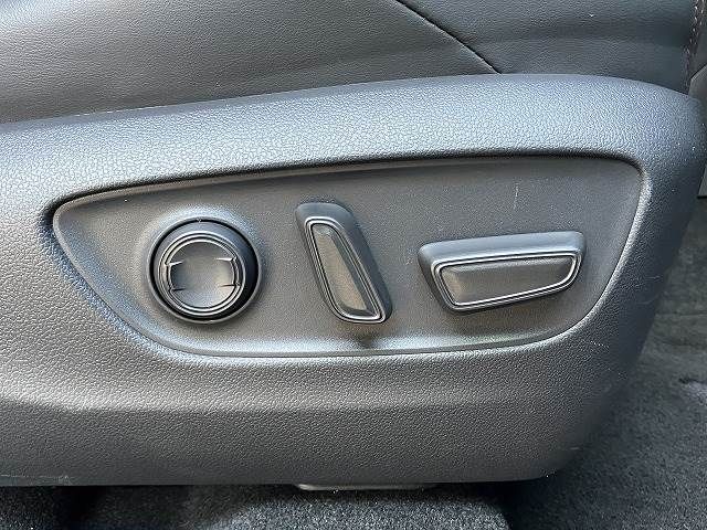 TOYOTA RAV4 4WD 2023