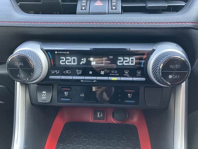 TOYOTA RAV4 4WD 2023