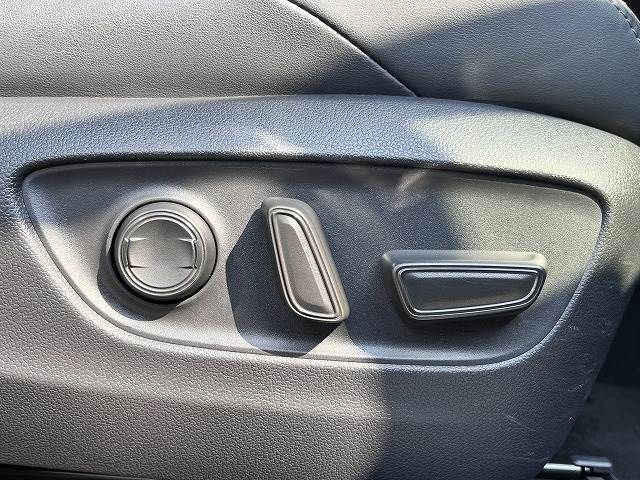 TOYOTA HARRIER 2WD 2023