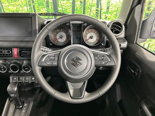 SUZUKI JIMNY NOMADE 2025