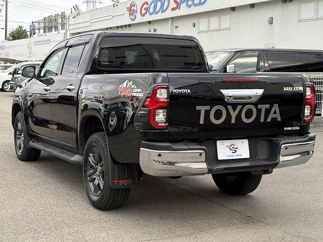 TOYOTA HILUX 4WD 2023