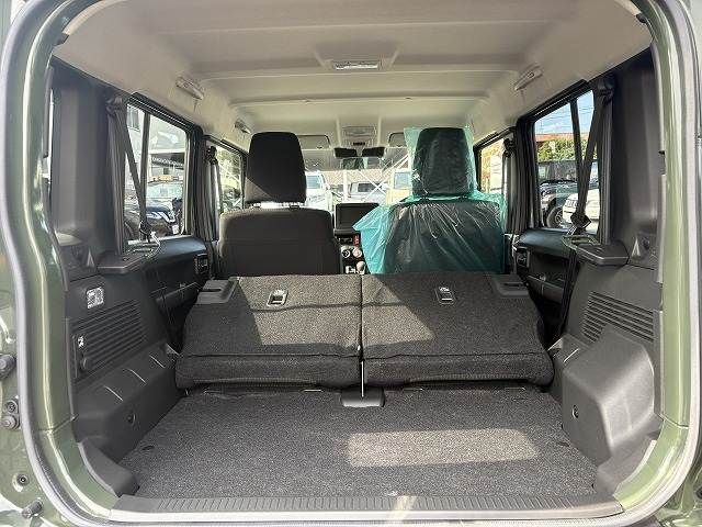 SUZUKI JIMNY NOMADE 2025