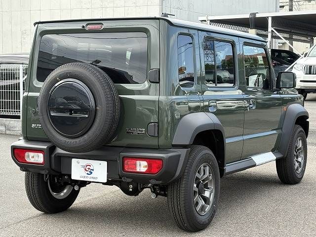SUZUKI JIMNY NOMADE 2025