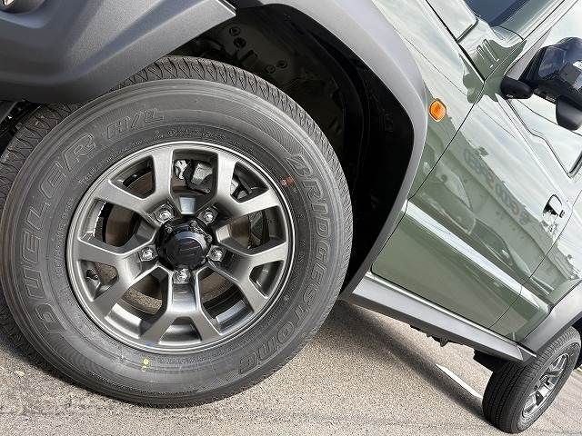 SUZUKI JIMNY NOMADE 2025