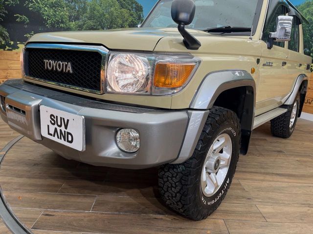 TOYOTA LANDCRUISER van 2015