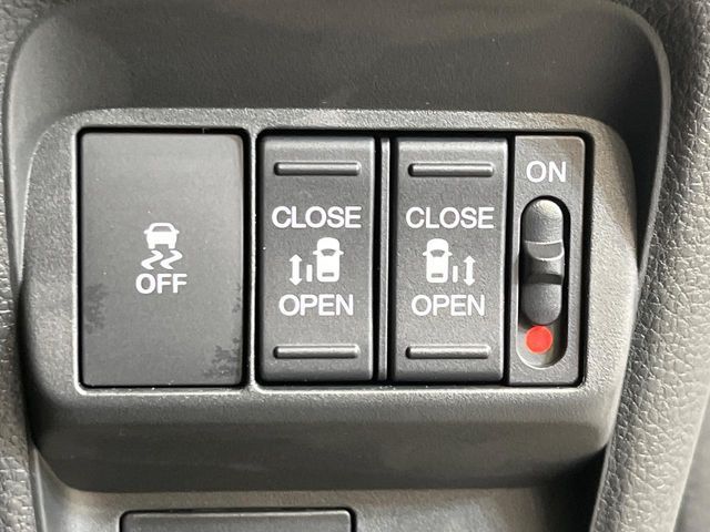 HONDA FREED e:HEV 2025