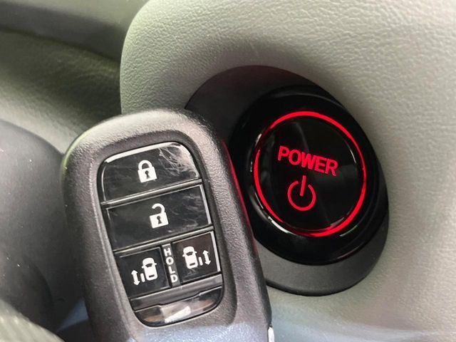 HONDA FREED e:HEV 2025