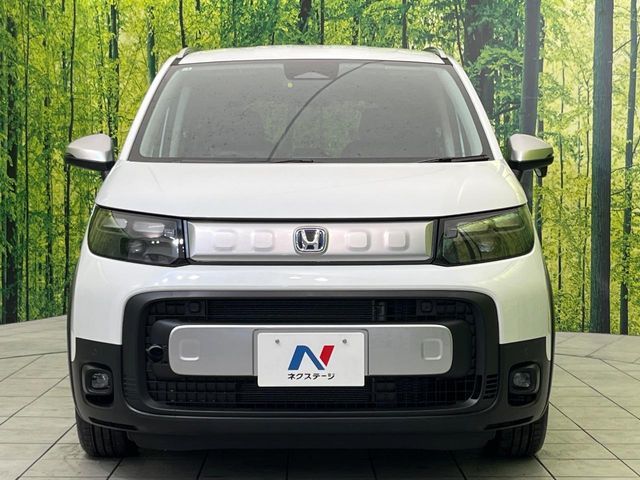 HONDA FREED e:HEV 2025