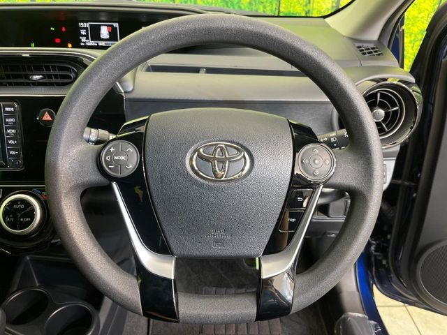 TOYOTA AQUA 2019