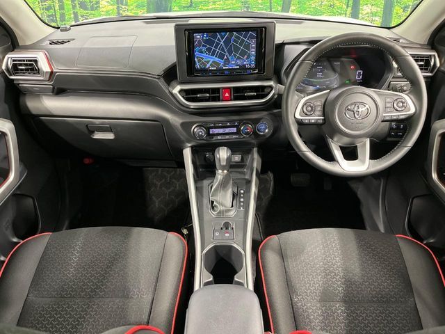 TOYOTA RAIZE HYBRID 2024