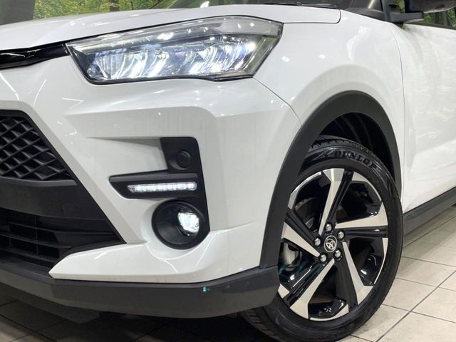 TOYOTA RAIZE HYBRID 2024