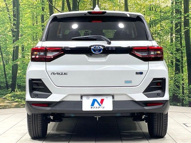 TOYOTA RAIZE HYBRID 2024