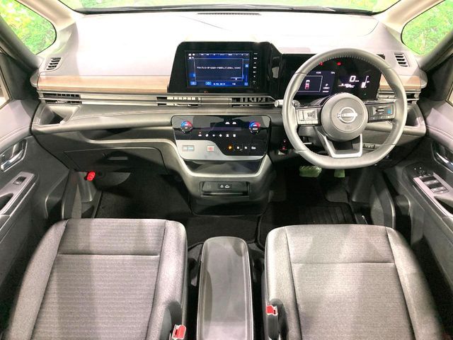 NISSAN SERENA  WG 2024