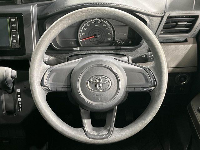 TOYOTA ROOMY 2021