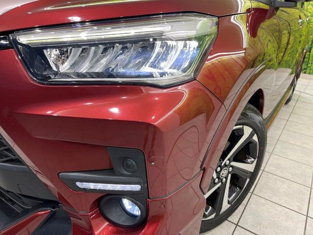 TOYOTA RAIZE HYBRID 2022